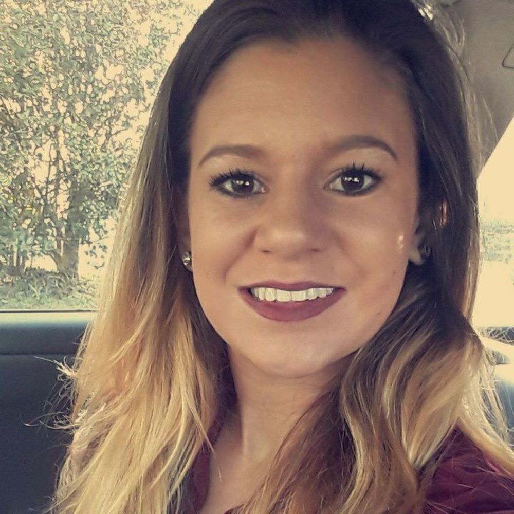 Meet your Posher, Olivia